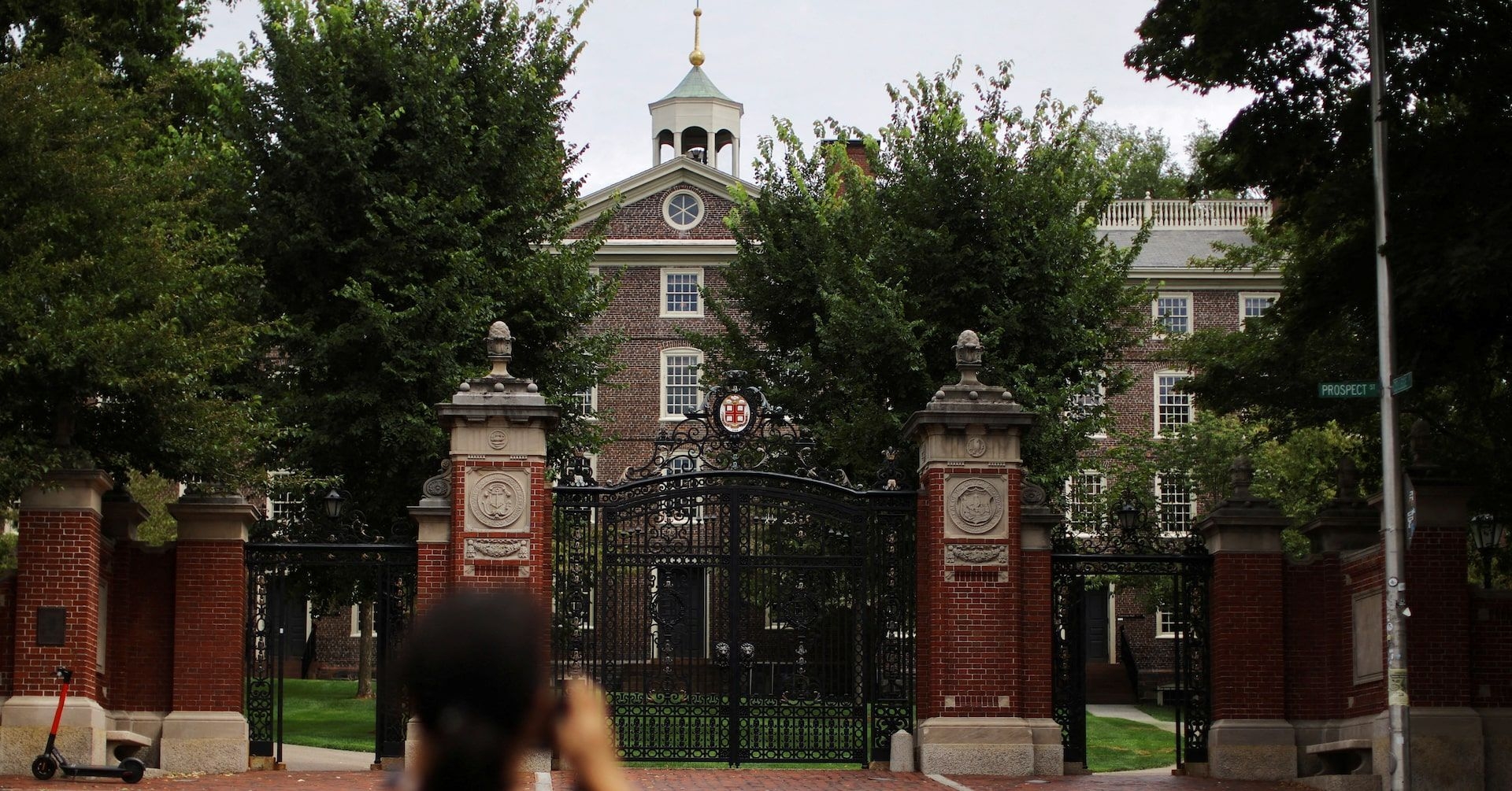 Deportação de Médica Libanesa Gera Debate nos EUA