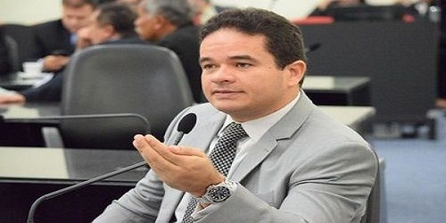 Marcelo Victor é o governador Ad Hoc de Alagoas?
