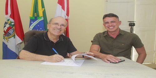 Prefeito Ronaldo Lopes convoca professores, técnicos de segurança e monitores de governança aprovados no concurso público