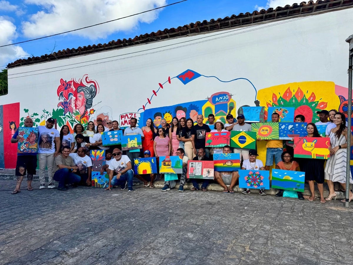 Mural do Projeto Nise em Cores e Formas é concluído