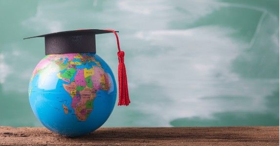 Crescimento do intercâmbio acadêmico entre estudantes brasileiros