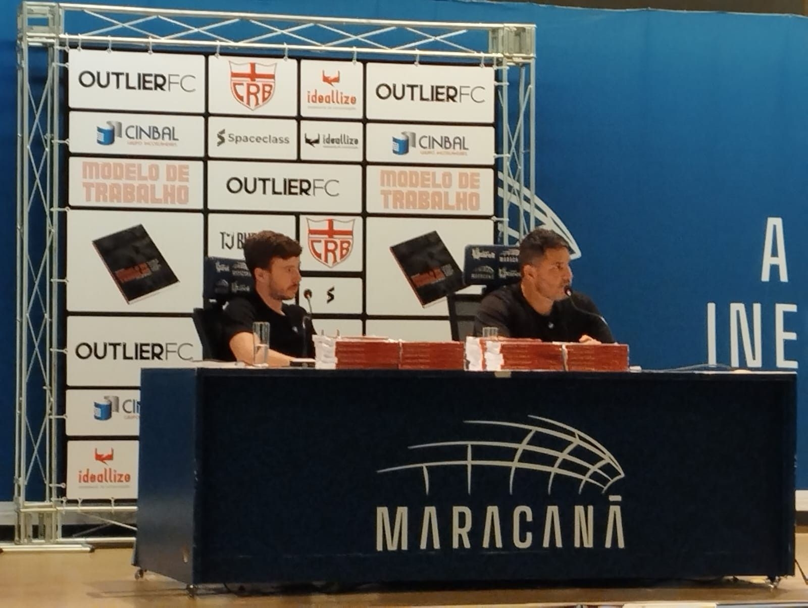 Eduardo Barroca lança livro Modelo de Trabalho em Maceió