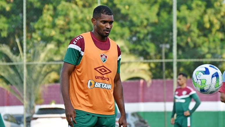 Com desejo de renovação, Marlon terá forte concorrência no Fluminense