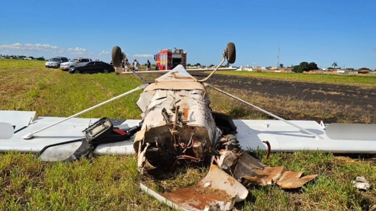 Acidente com monomotor deixa feridos em Minas Gerais