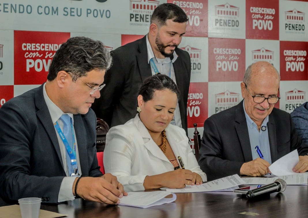 Prefeitura de Penedo e Caixa assinam contrato para construção de três conjuntos do Programa Minha Casa, Minha Vida