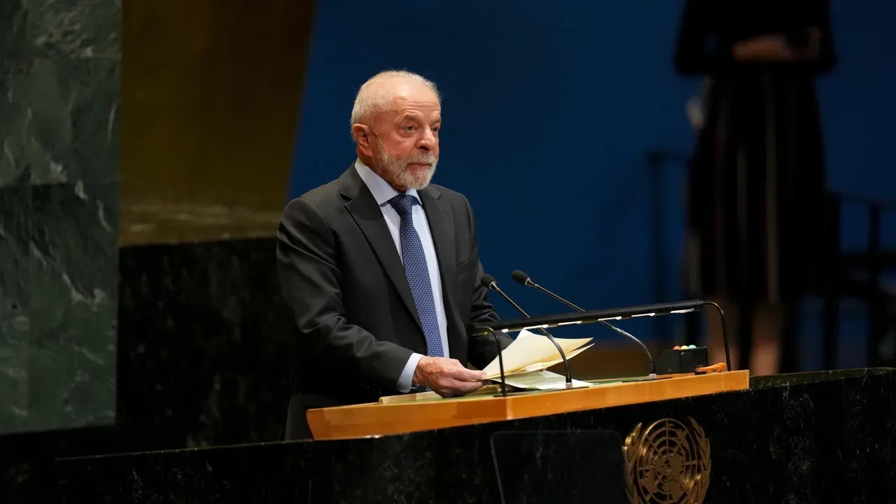 Lula defende isenção de IR e sugere compra de TV