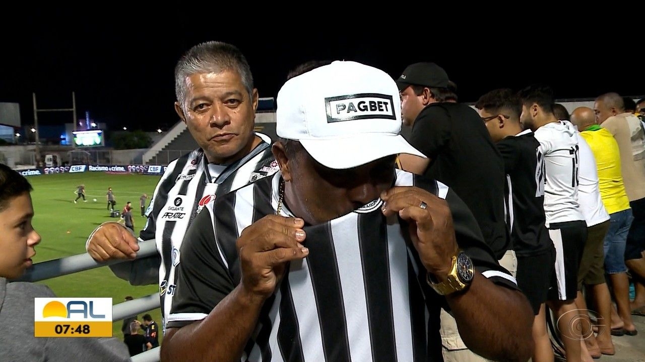 ASA contrata goleiro e lateral para Série D