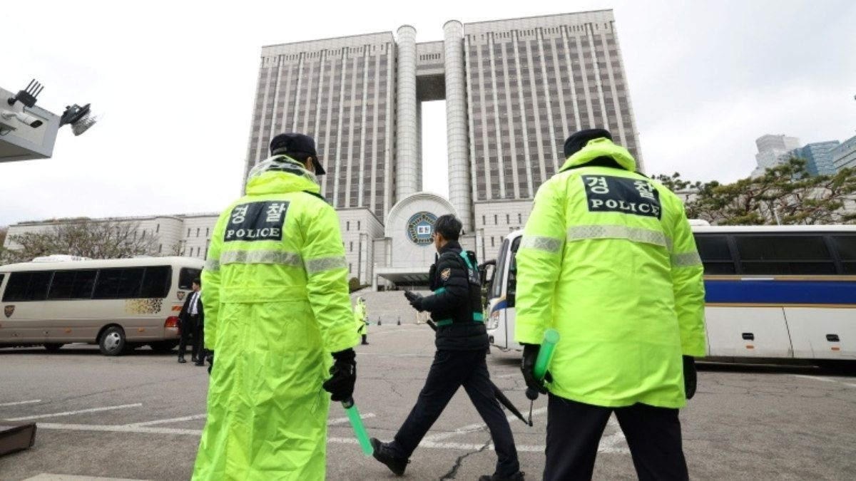 Ex-presidente sul-coreano nega insurreição no tribunal