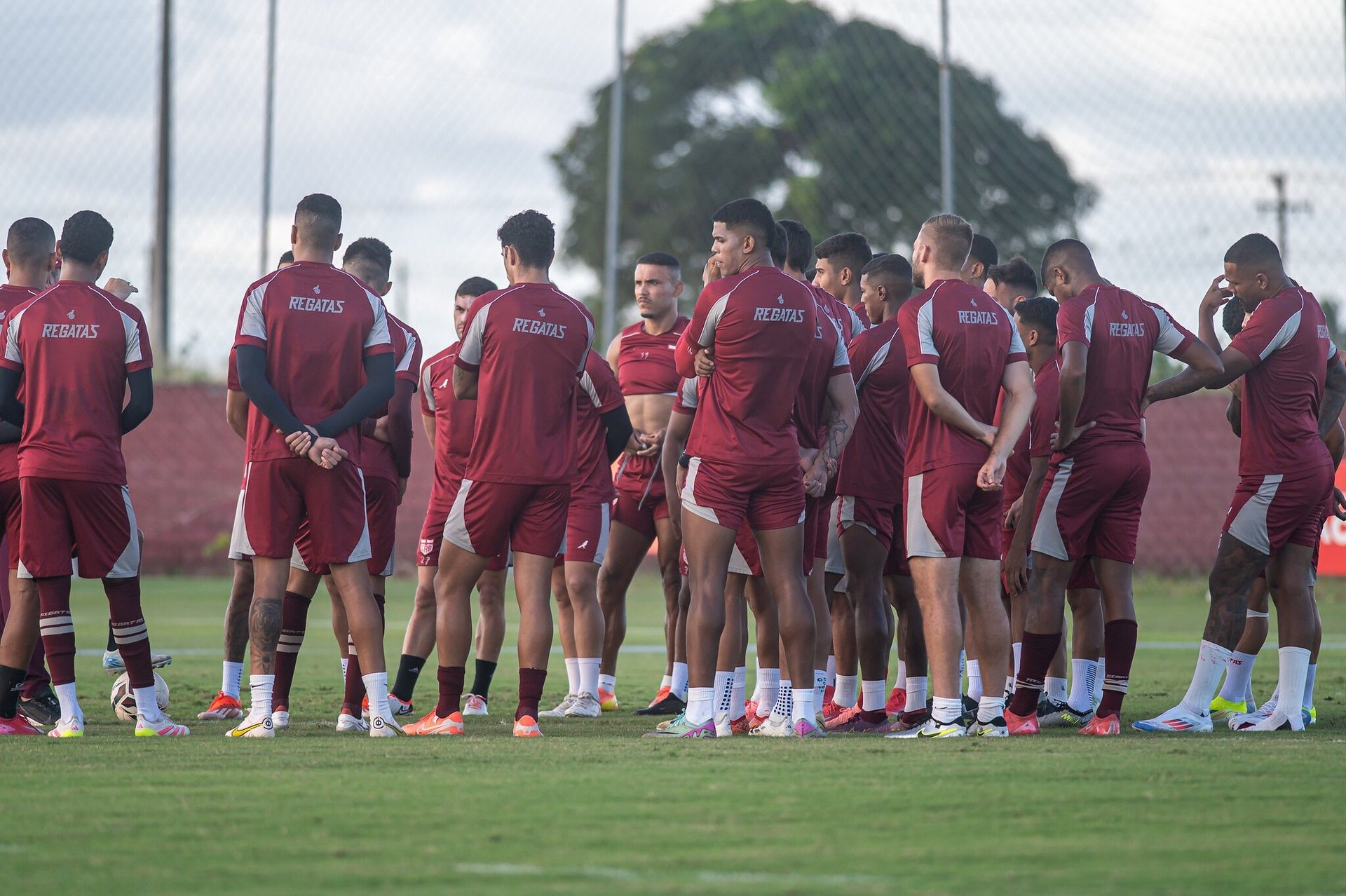 CRB encerra preparação e muda time contra o Coritiba