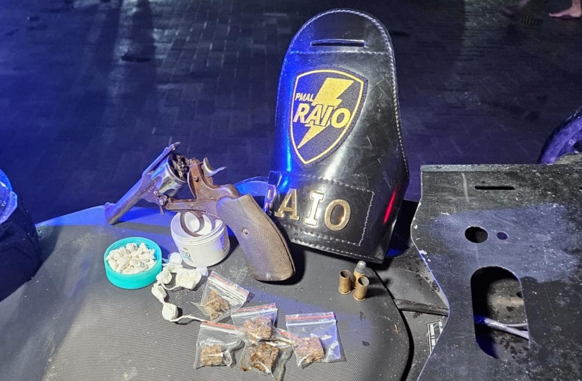 Homem tenta fugir da PM após troca de tiros em AL