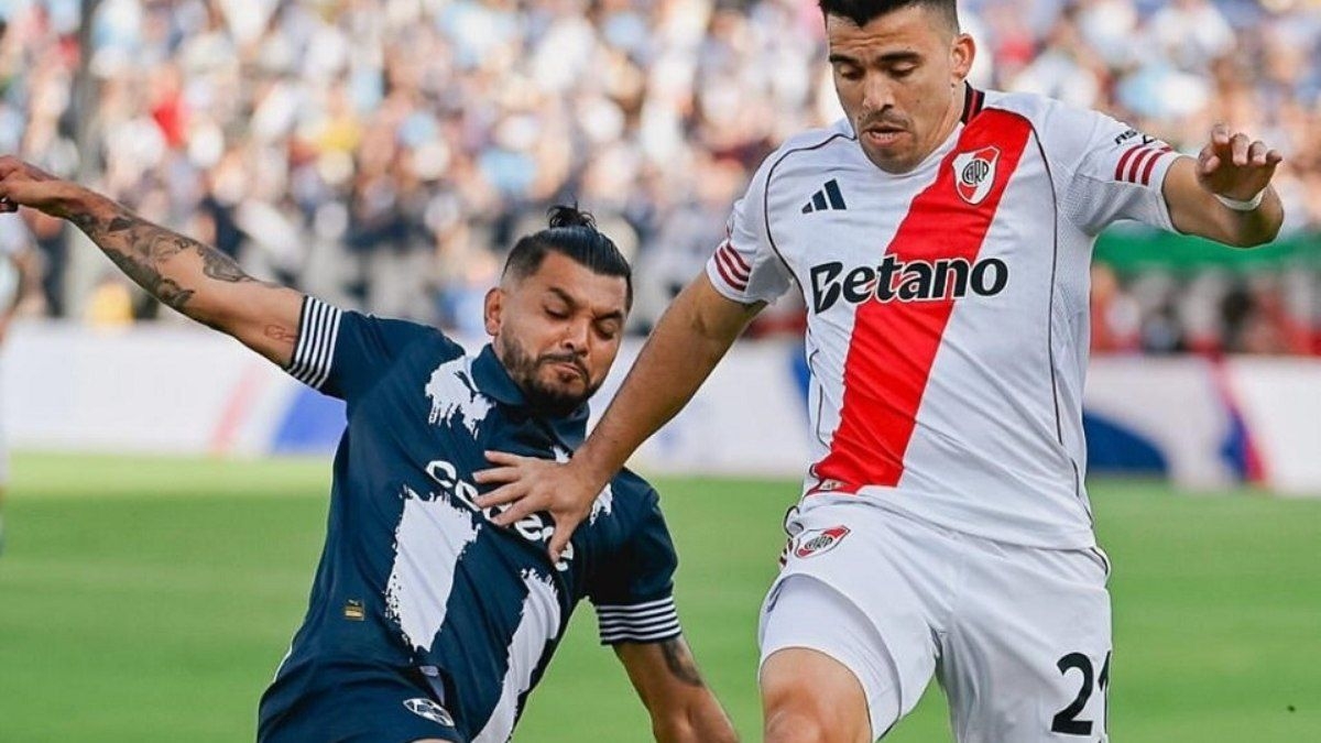 River Plate e Monterrey empatam em jogo truncado no Mundial
