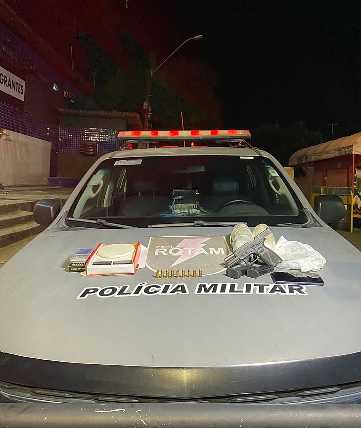 Boca de fumo é desarticulada após denúncia; suspeito escondia drogas na casa da avó