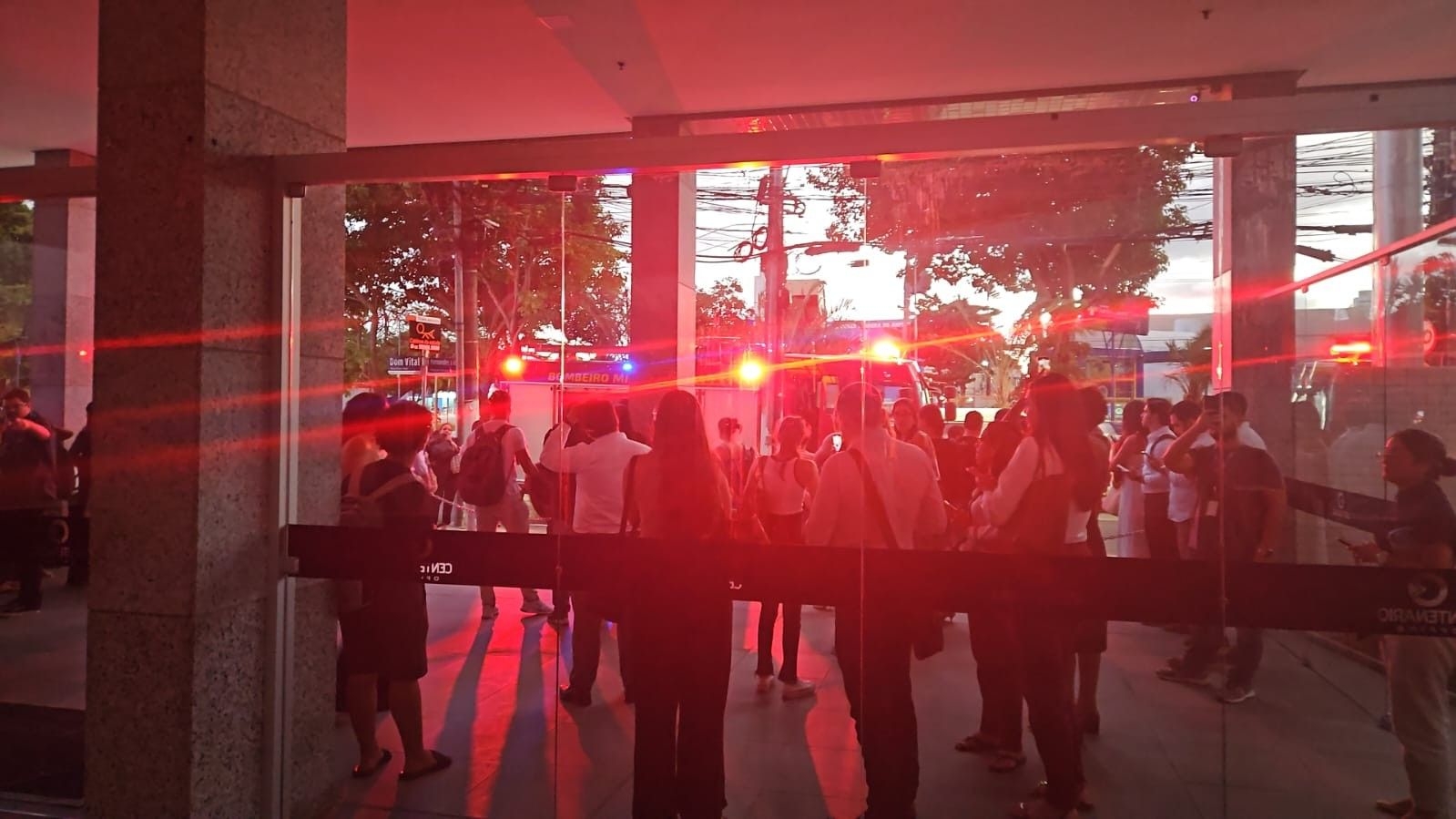 Incêndio atinge consultório odontológico em Maceió