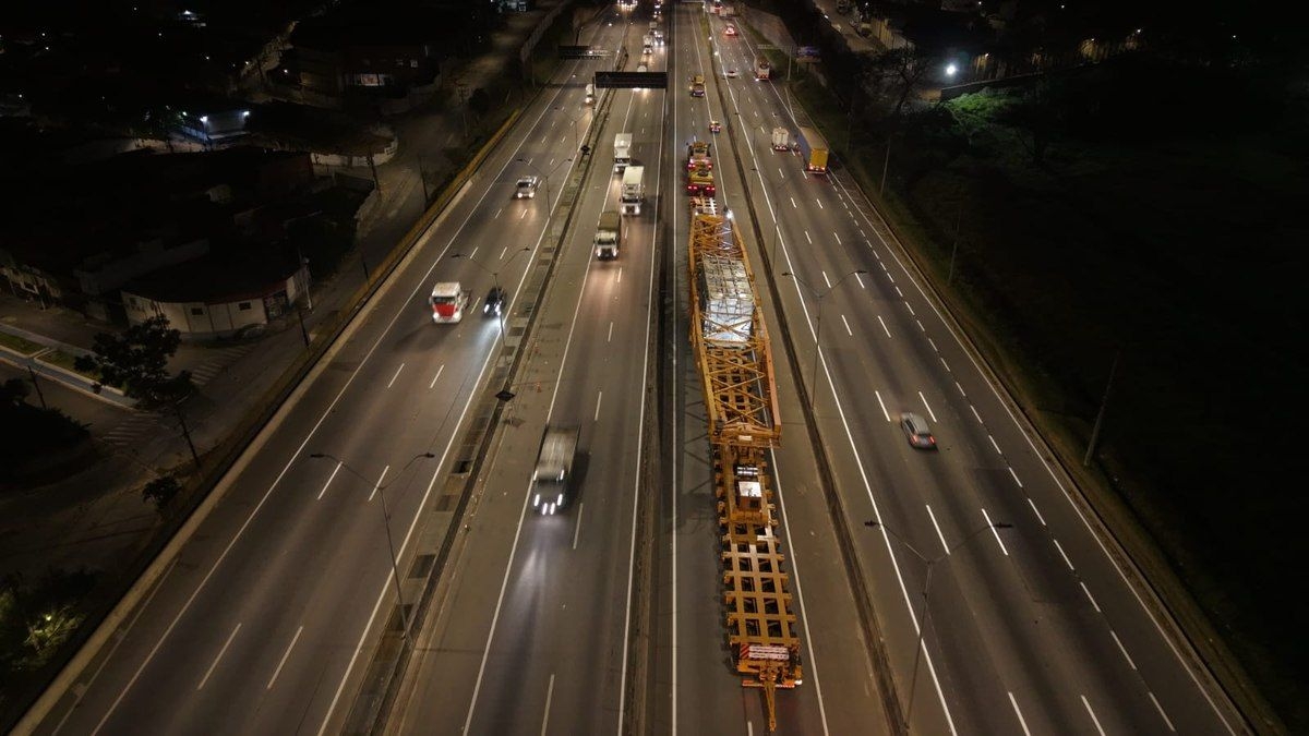 Dutra terá lentidão por transporte de carga pesada hoje