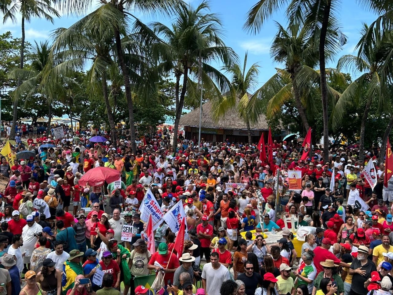 Protesto em Maceió contra PEC da Blindagem e PL da Anistia
