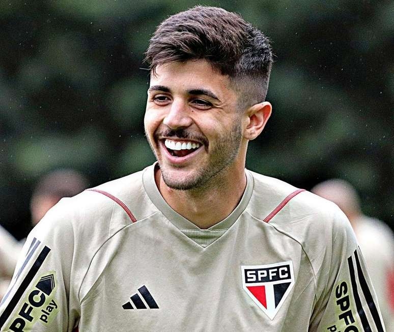 Possível venda de Beraldo pode ajudar o São Paulo a amenizar déficit e reequilibrar o caixa