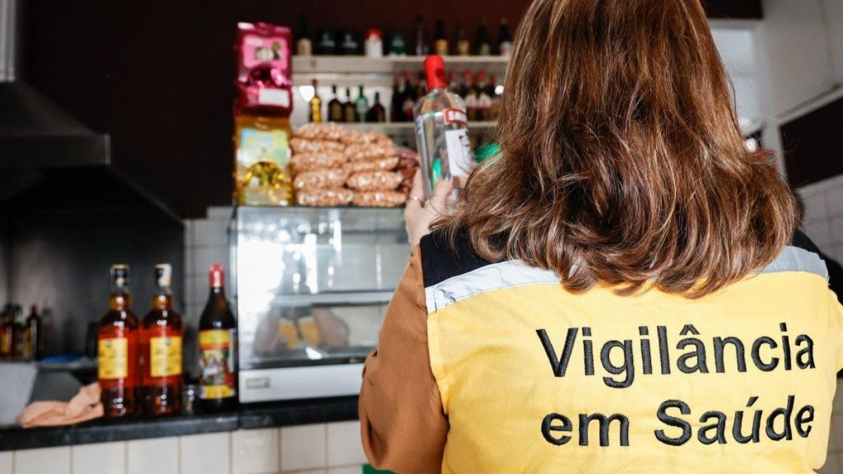 Fiscalização de Bares em SP sobre Intoxicações por Metanol