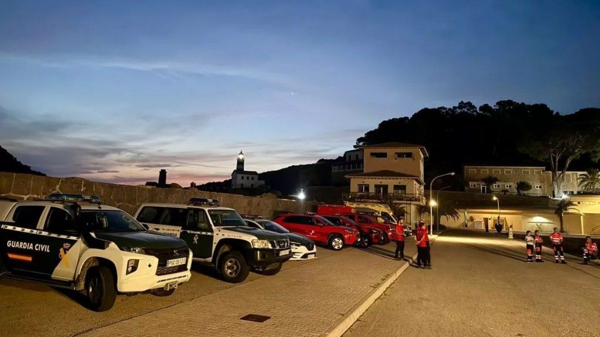 Avião cai no mar em Mallorca e gera pânico entre turistas