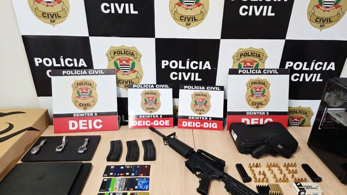 Ex-gerentes de banco são presos por esquema de fraudes