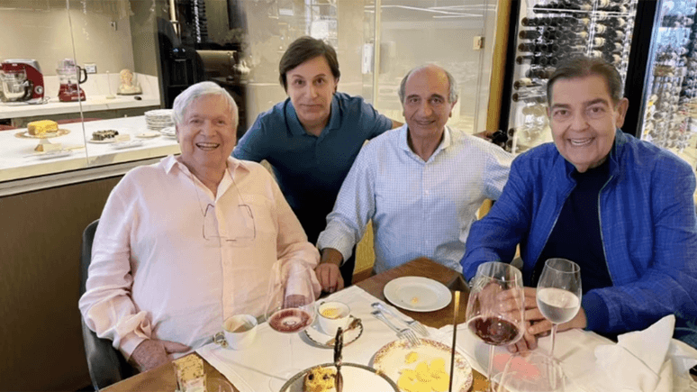 Faustão reaparece em publicação de Tom Cavalcanti