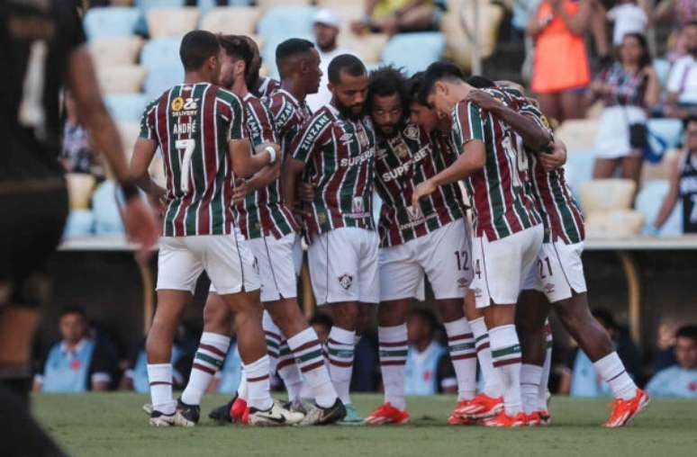 Jogadores do Fluminense celebram fim do jejum em clássicos: 'Incomodava'