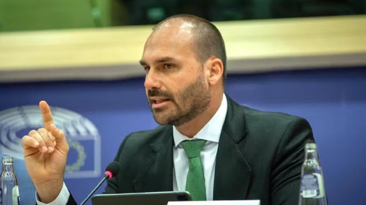 Eduardo Bolsonaro minimiza aceno de Trump a Lula