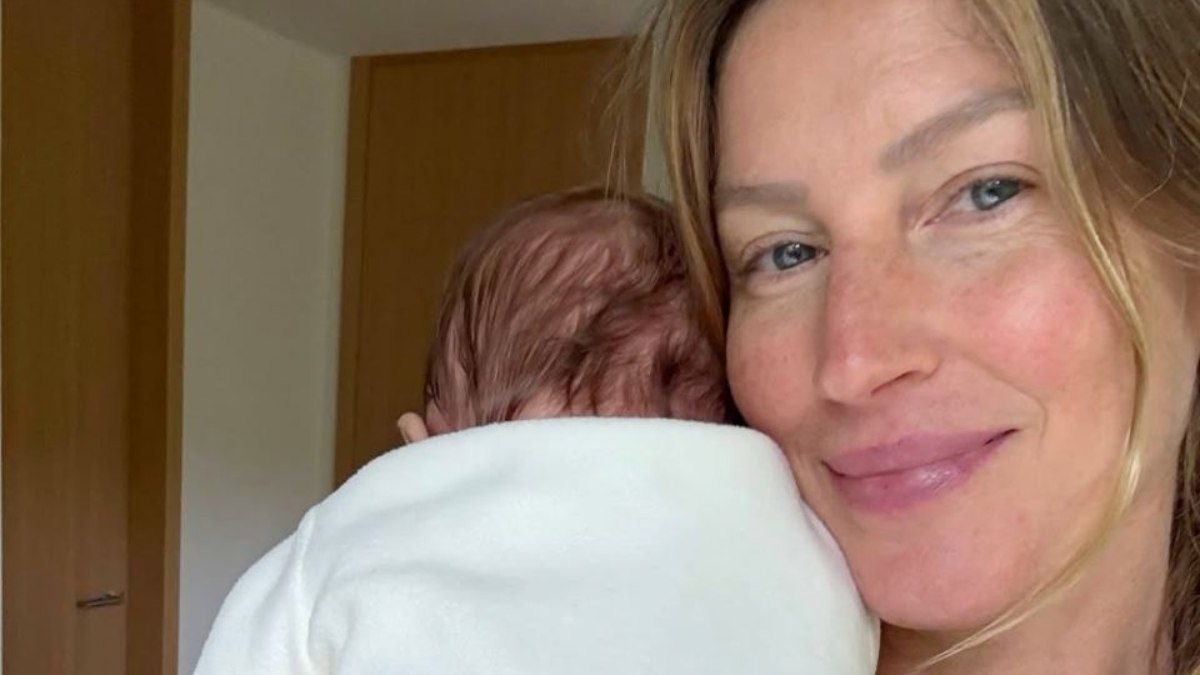 Gisele Bündchen fala sobre seu filho River de três meses