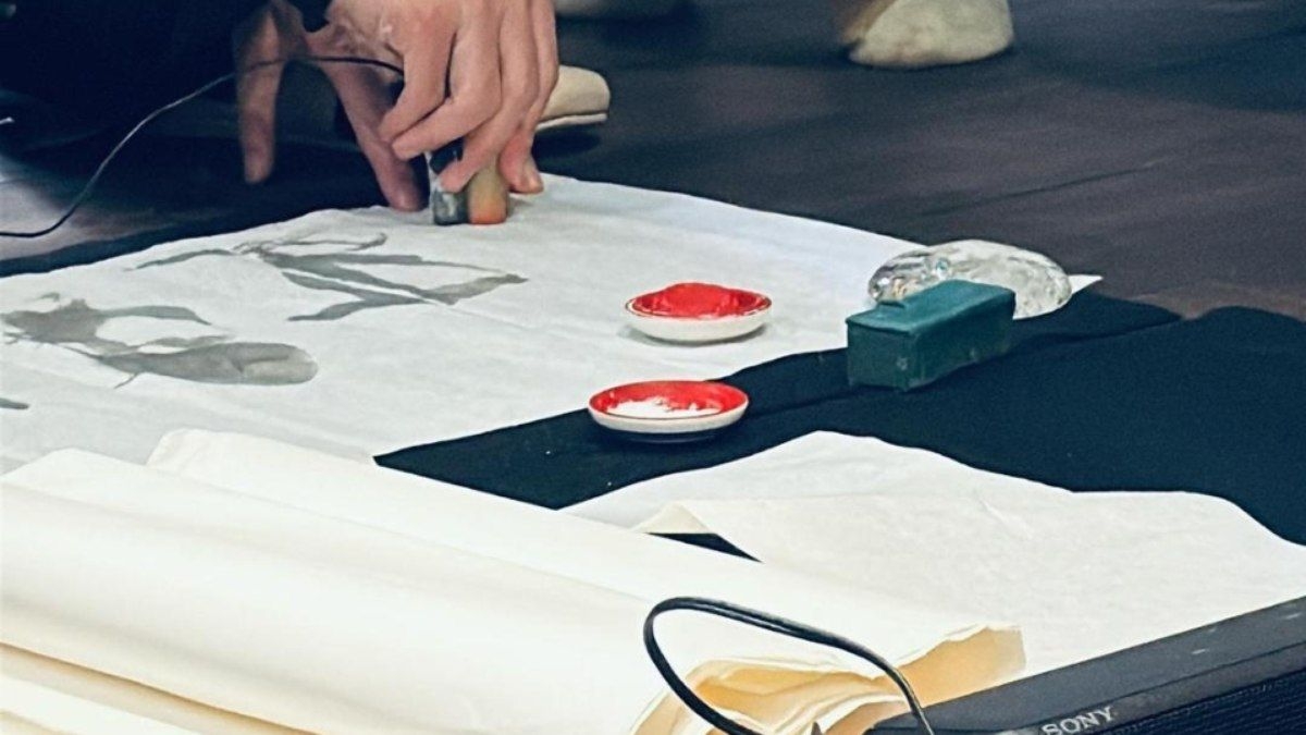 Brasília recebe mestre de caligrafia Kamari Maeda