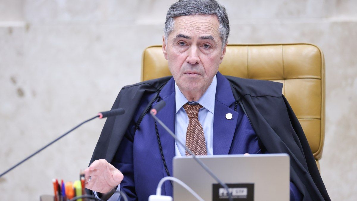 Aposentadoria do Ministro Barroso no STF é anunciada