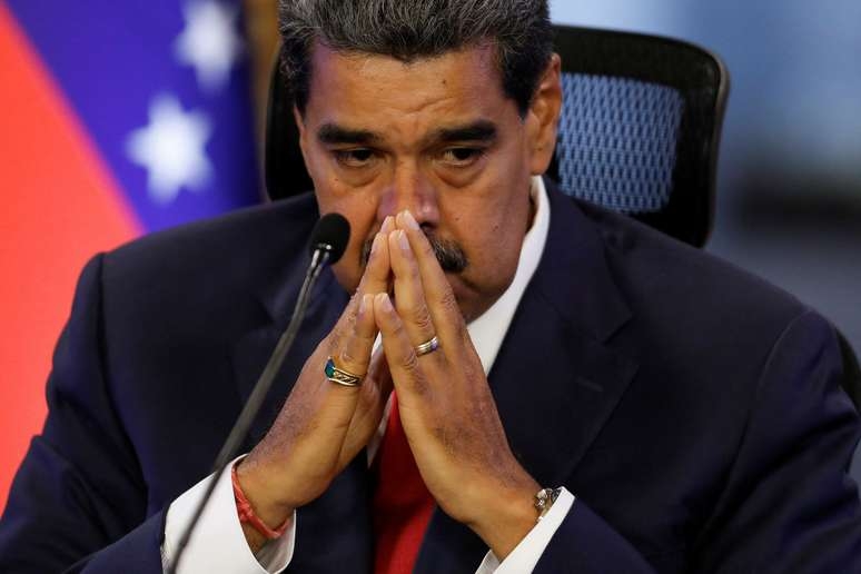 Parlamento venezuelano nomeia conselho de gestão dias antes da posse de Maduro