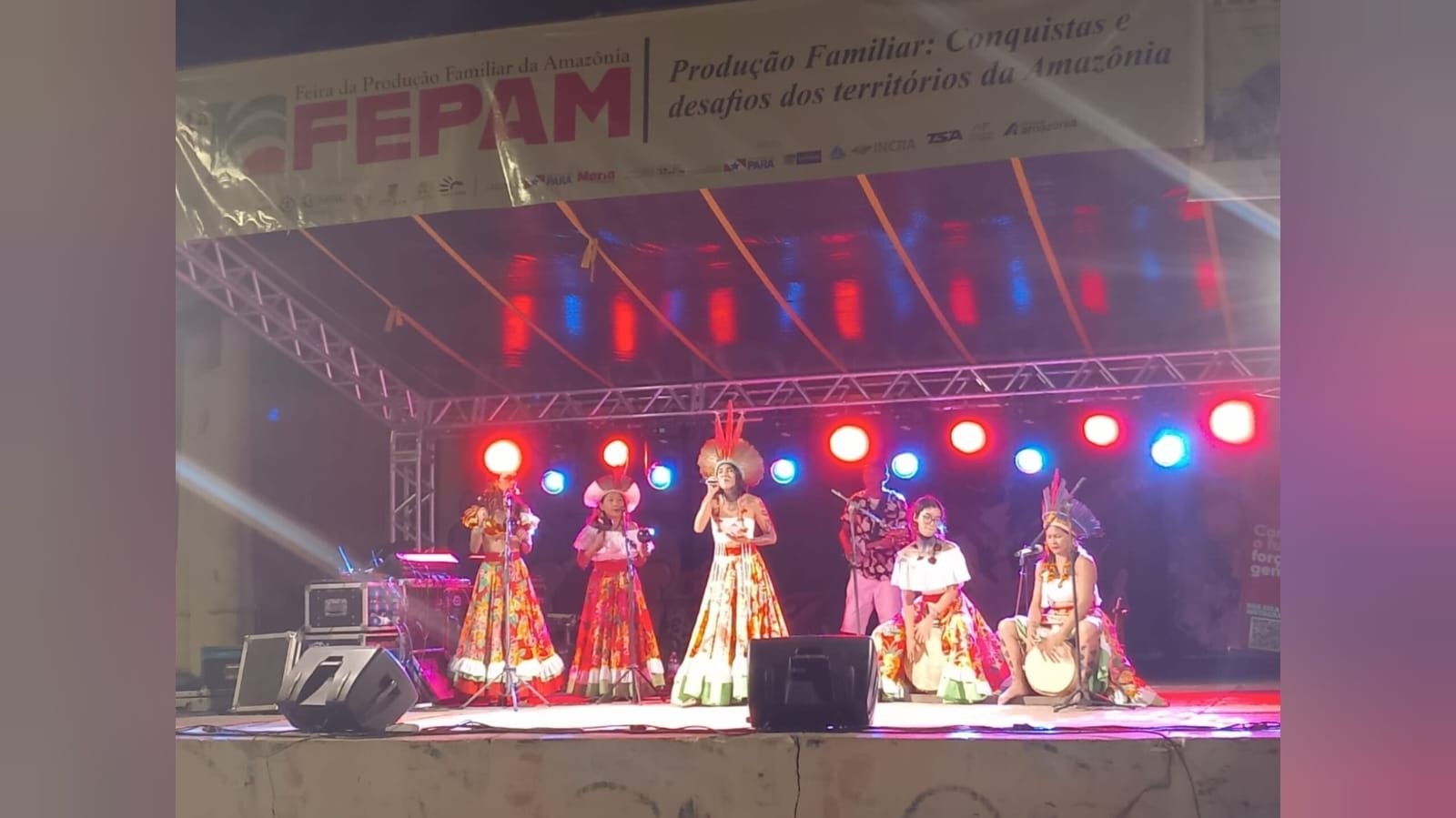 Feira da Produção Familiar da Amazônia inicia na Praça São Sebastião