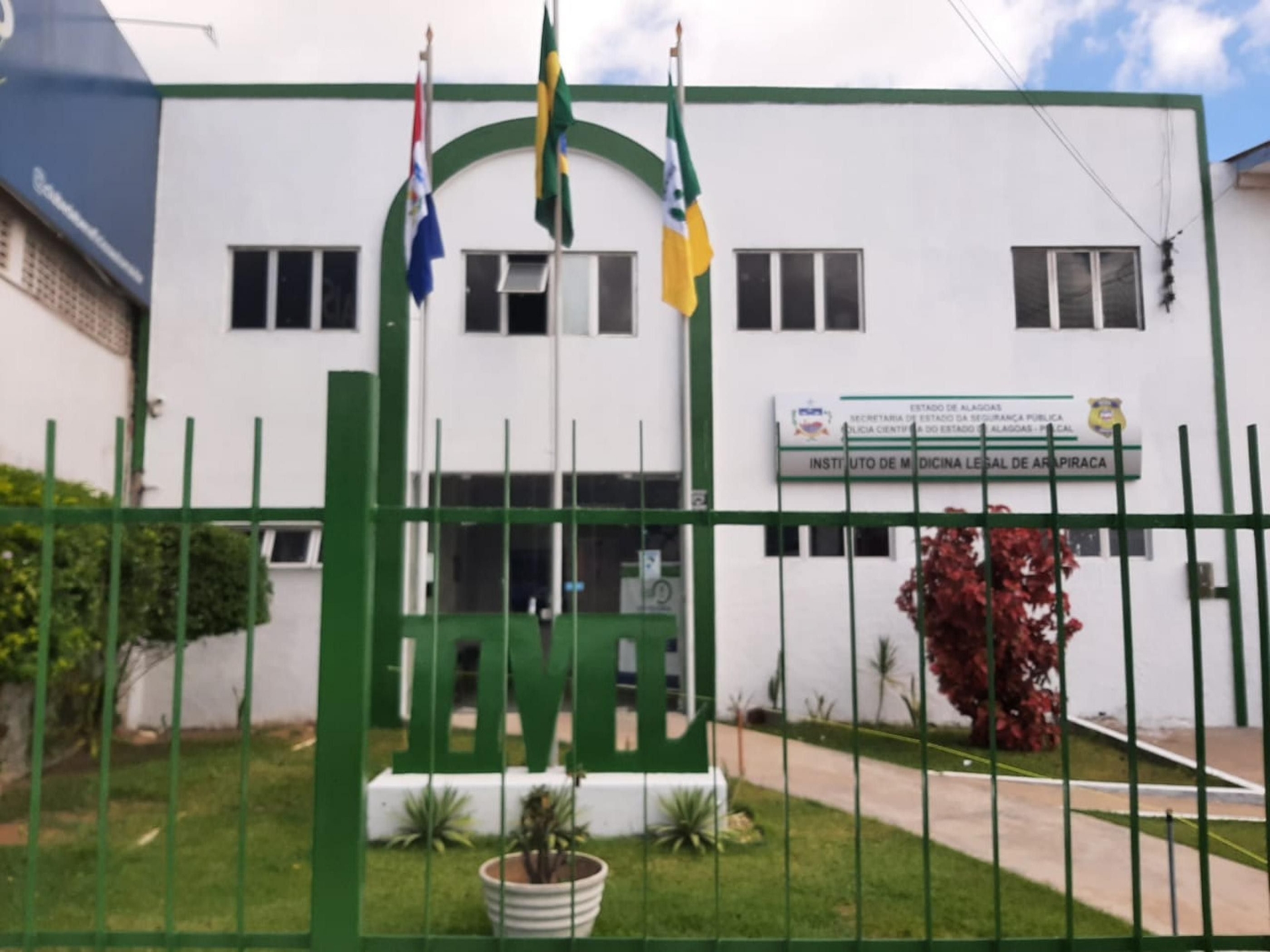 Mulher morta com tiros na cabeça em Arapiraca