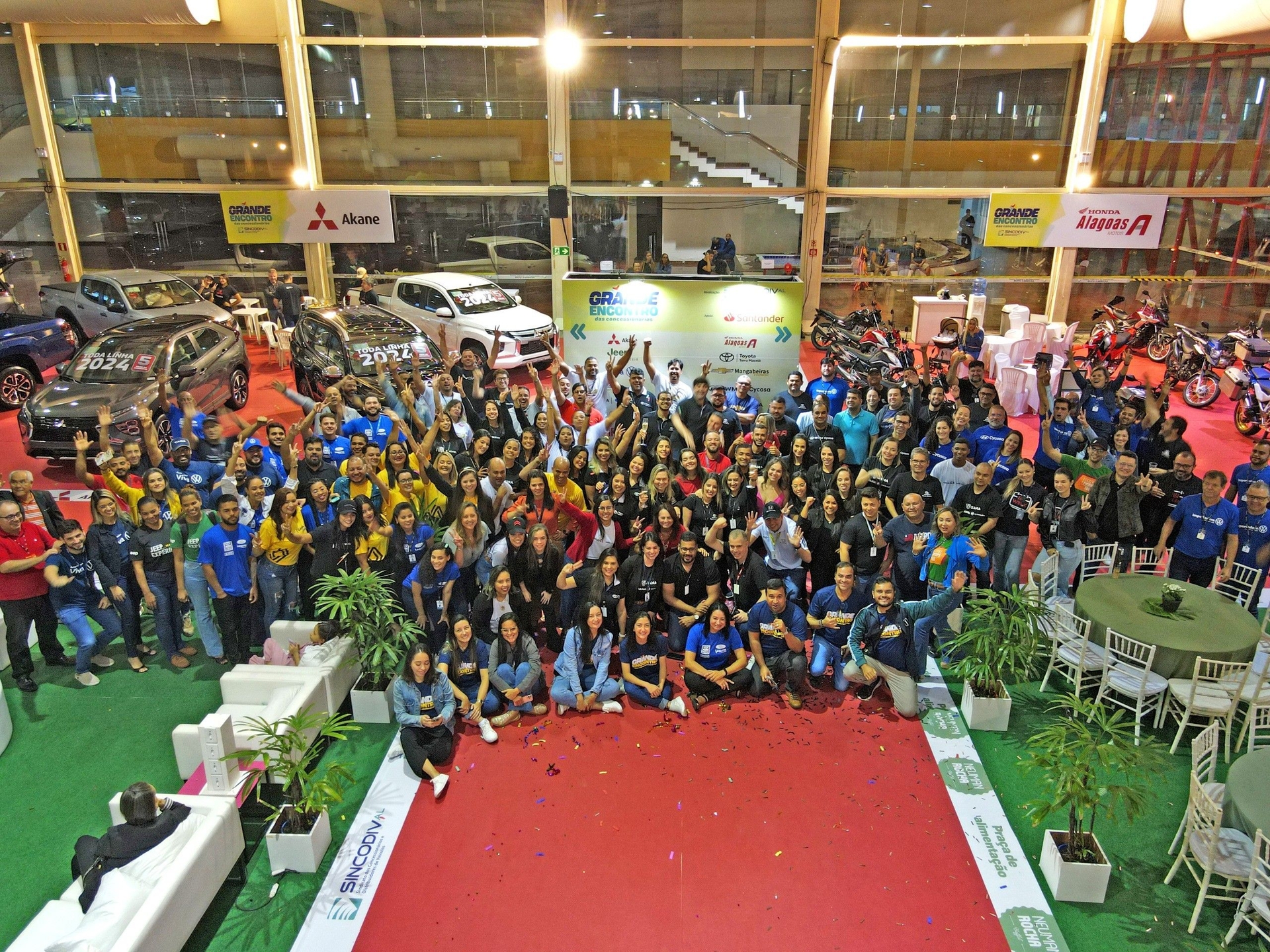 Mega feirão de veículos acontece no Centro de Convenções