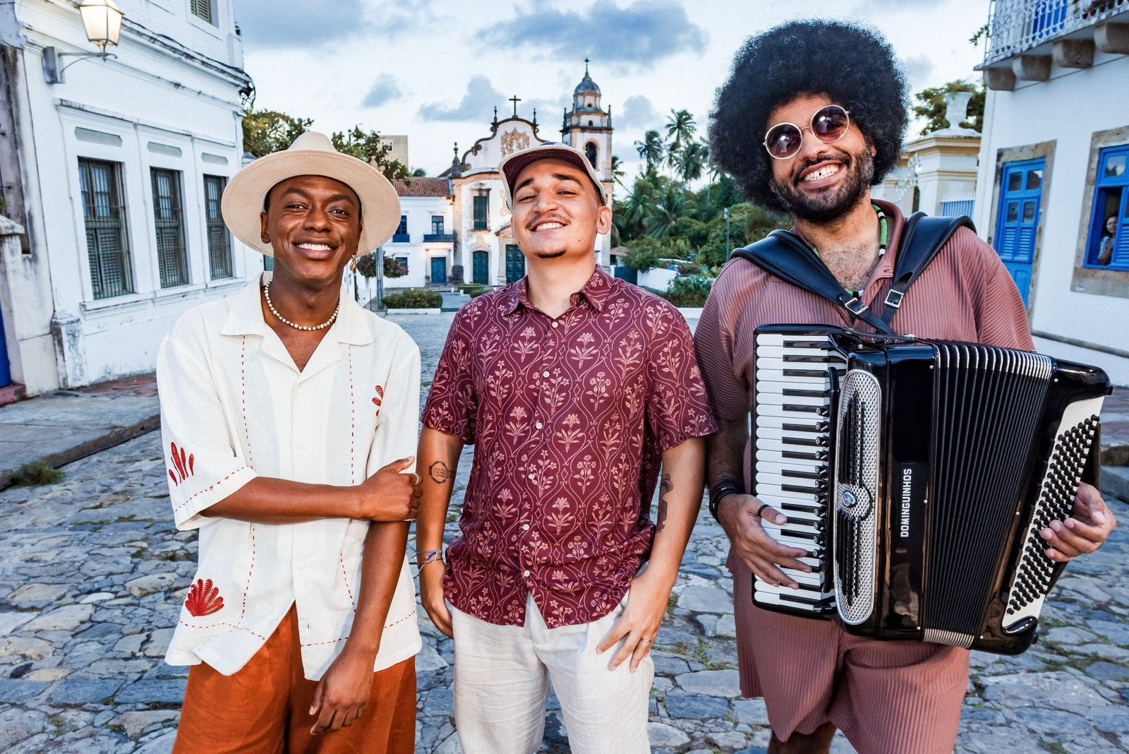 João Gomes e JotaPê apresentam Dominguinho em Salvador