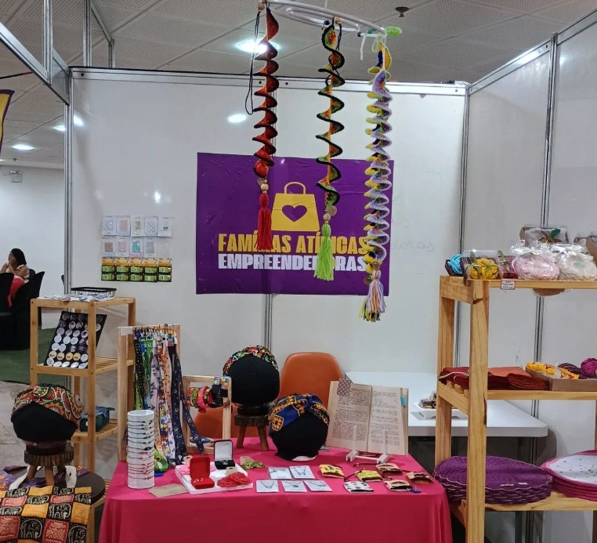 Feira impulsiona empreendedorismo de mães atípicas em Maceió
