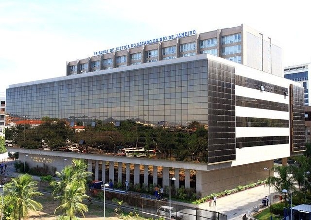 Justiça suspende comissão da Alerj para fiscalizar gastos do governo