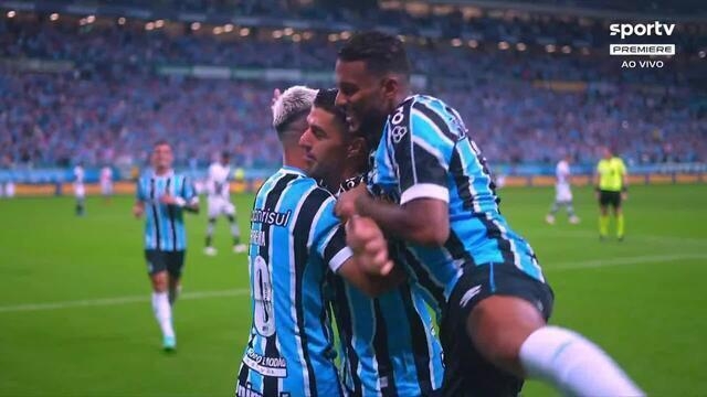 Na despedida de Suárez na Arena, Grêmio vence o Vasco e volta ao G-4