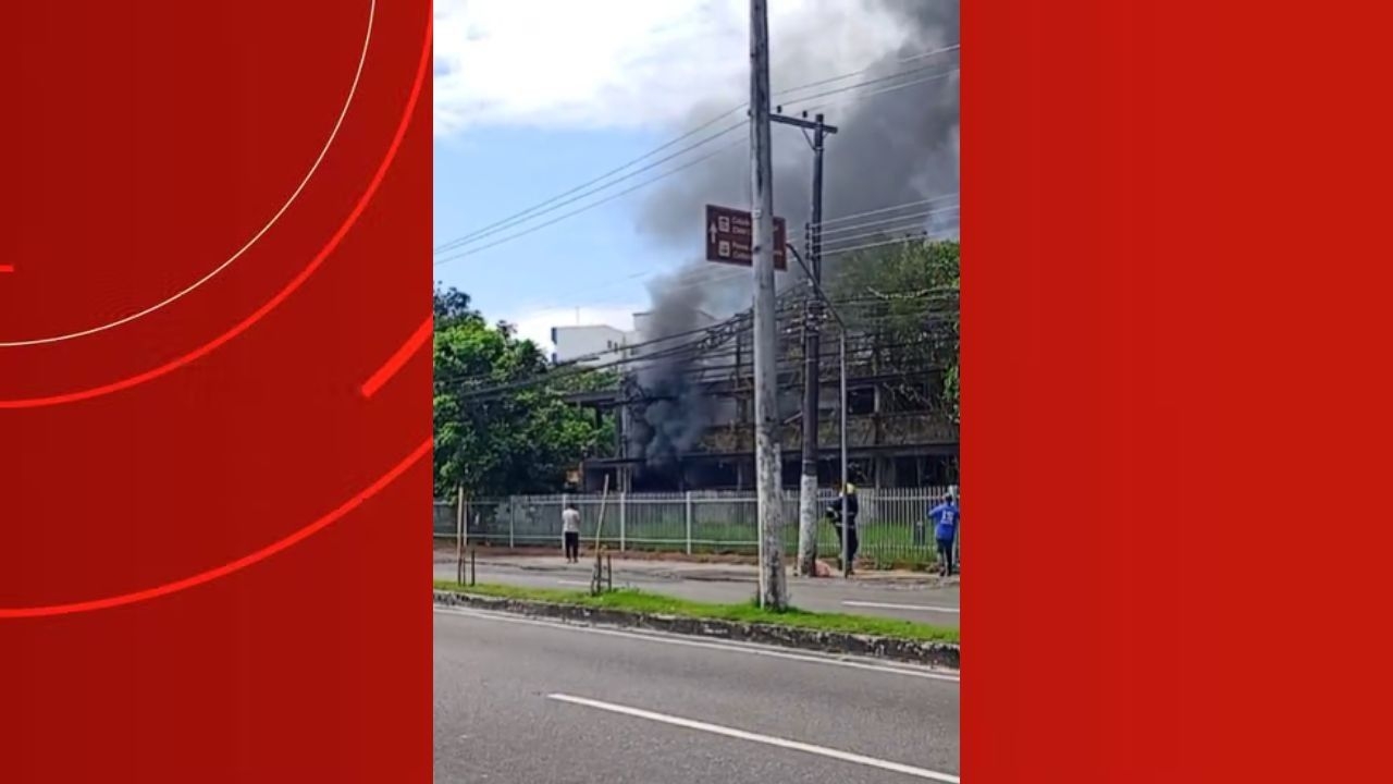 Incêndio em prédio na Avenida André Araújo em Manaus
