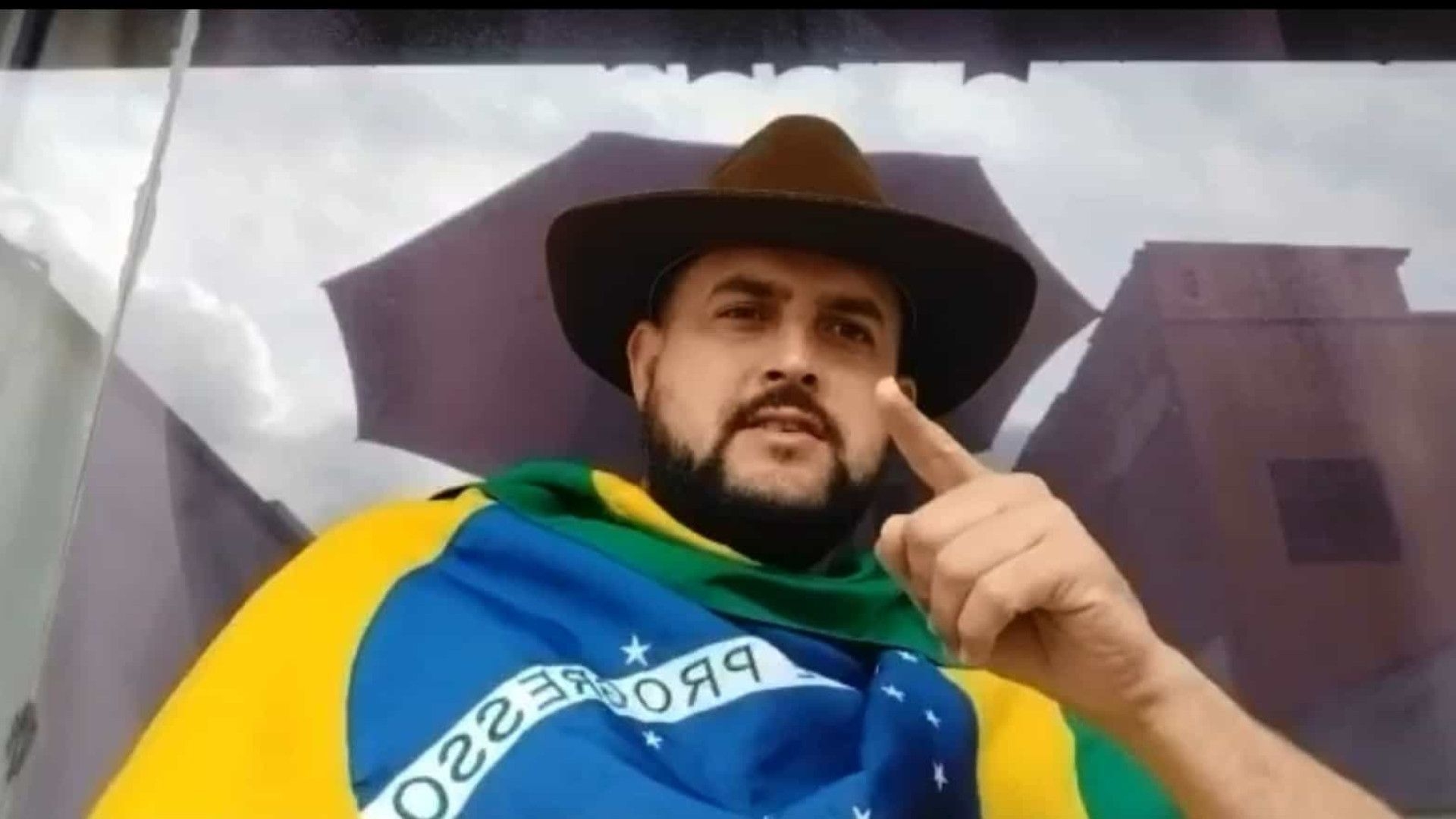 Ex-noiva acusa Zé Trovão de agressão; e Justiça concede medida protetiva