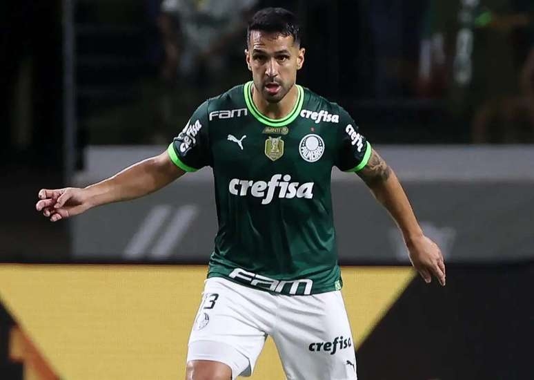 De volta à titularidade, Luan é o terceiro jogador que mais teve ações com a bola em trinca de vitórias do Palmeiras
