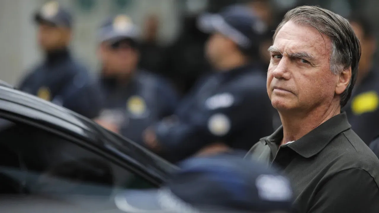 Bolsonaro apresenta boa recuperação após cirurgia no ombro