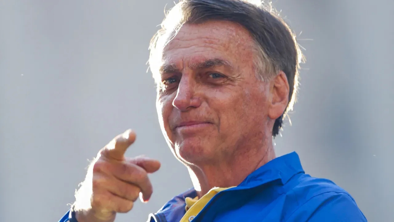 PGR solicita condenação de Bolsonaro pelo golpe de Estado