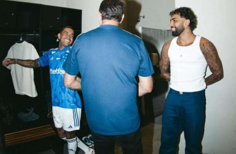 Recém-contratados do Cruzeiro, Dudu reage à publicação de Gabigol