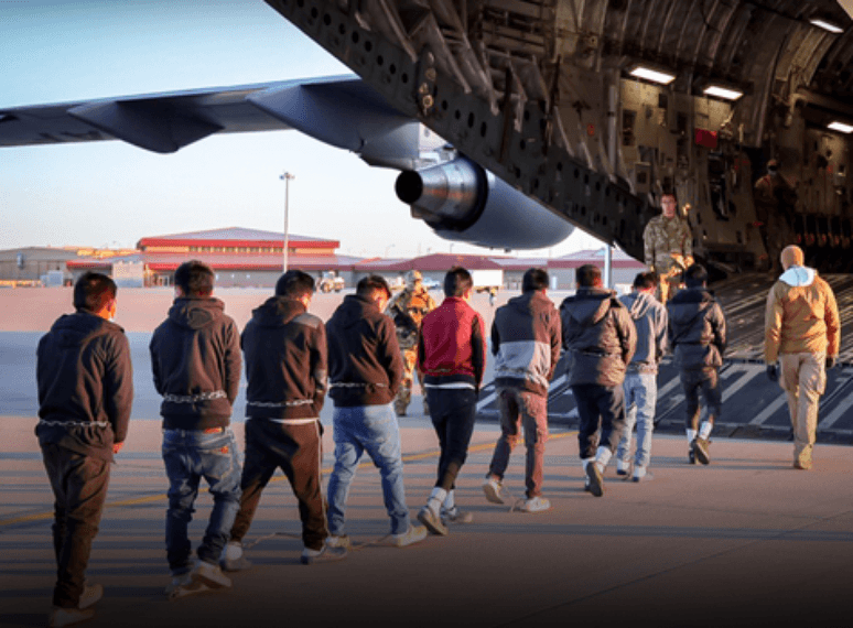 México recusa que aeronave com imigrantes deportados dos EUA pouse no país