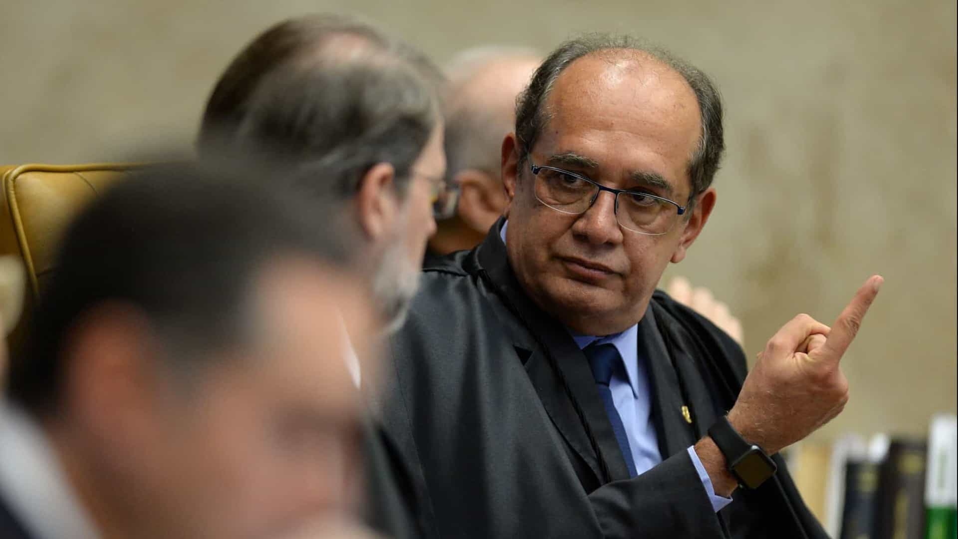 STF condena mais cinco réus pelos atos golpistas de 8 de janeiro