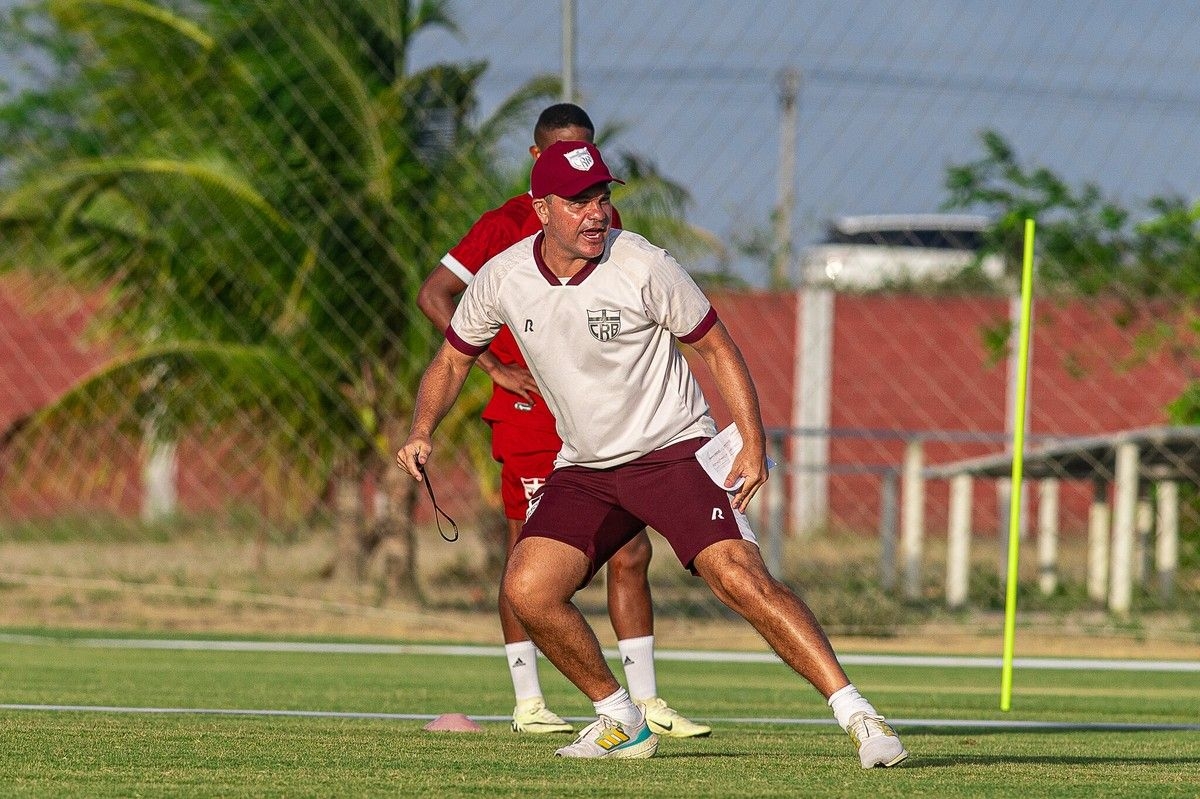 Umberto Louzer fará mudanças no CRB contra o Penedense