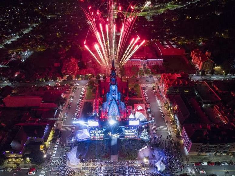 Sonho de Natal Canela: tradicional festa gaúcha traz shows de luzes e projeção, espetáculos e Casa do Papai Noel