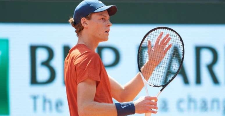 Sinner assume o Nº 1 do mundo e faz história. Djokovic sofre queda