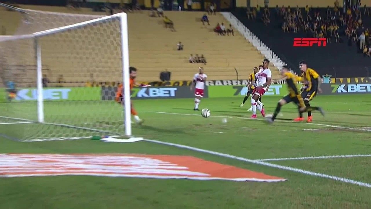 Laterais do CRB renovam contrato até 2026