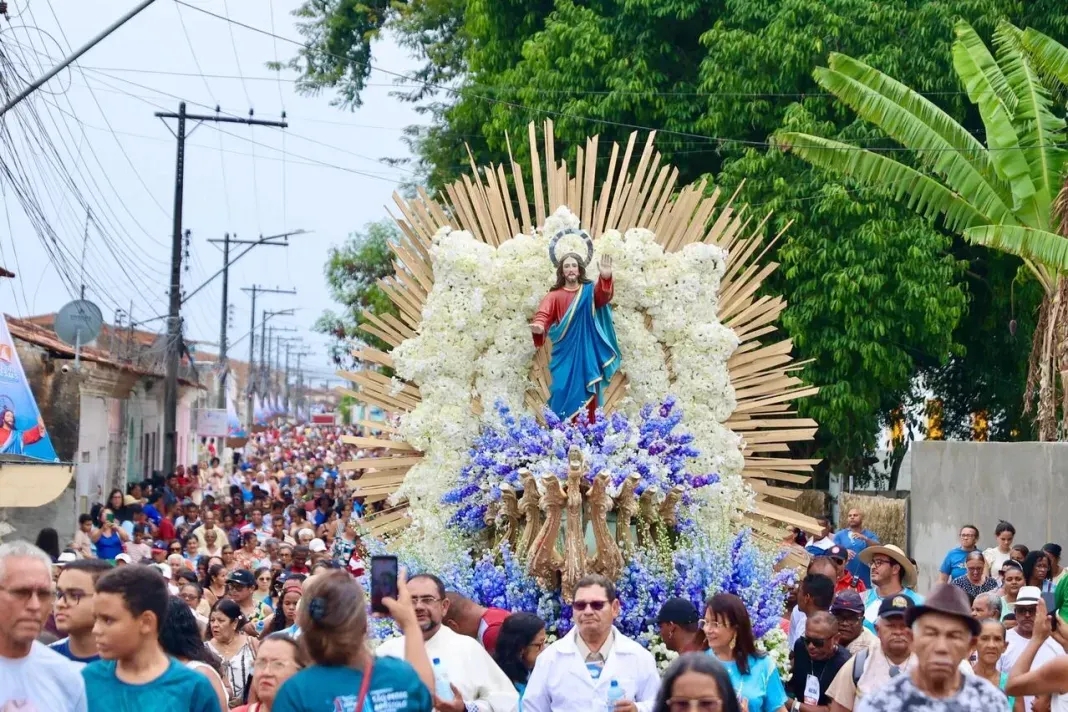 Penedo celebra Bom Jesus dos Navegantes com fé e devoção